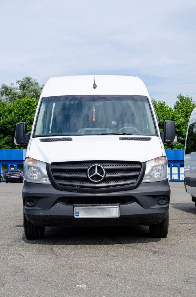 Mercedes Sprinter white-min